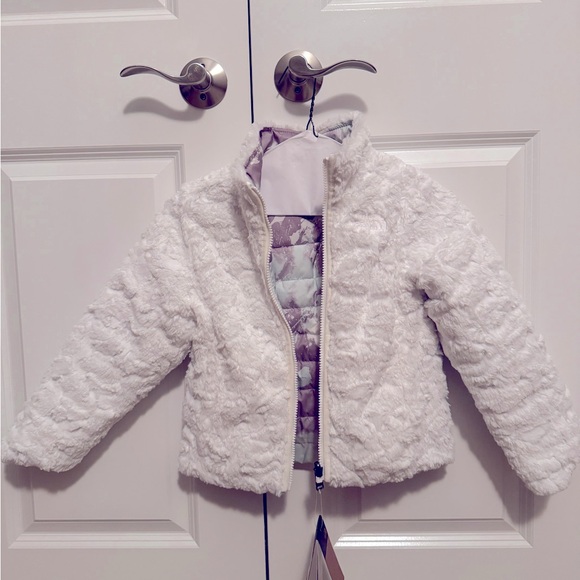 The North Face Girls Reversible jacket Size 6 New with tags - Picture 1 of 4
